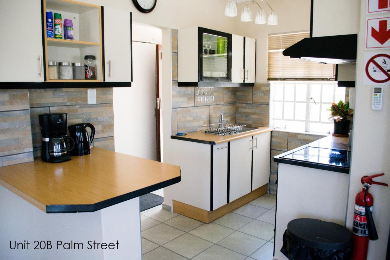 Bateleur Self Catering Cc Apartamento Windhoek Exterior foto