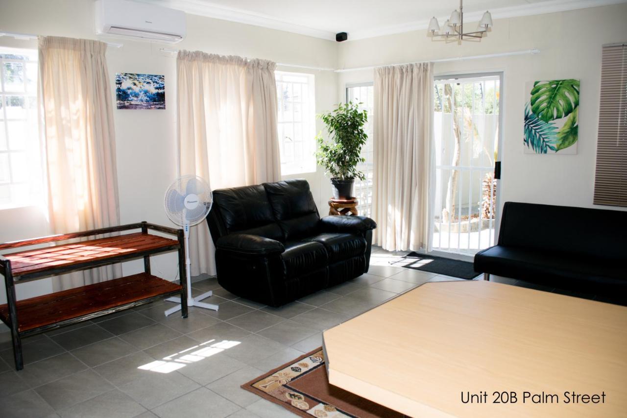 Bateleur Self Catering Cc Apartamento Windhoek Exterior foto